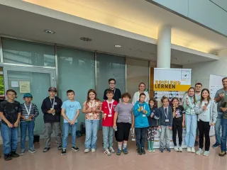 CoderDojo Kids mit Eis